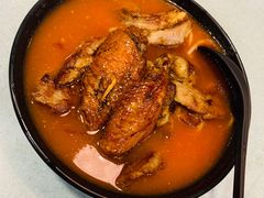 番茄浓汤鸡翅猪扒通粉-华嫂冰室(尖沙咀店)