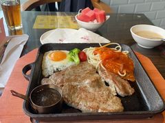 -豪享来中西餐厅(延安东路店)