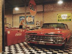 -席娜卡琳火车铁道夜市