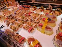 -巴黎贝甜(大宁国际商业广场店)
