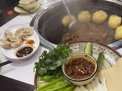 -崔记老东北传奇铁锅炖(横店总店)