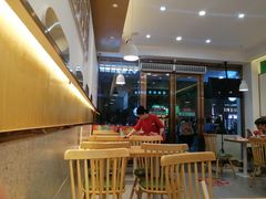 用餐区-塔斯汀中国汉堡(江大南路店)