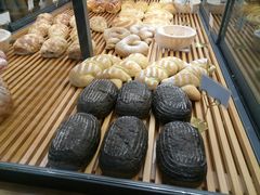-焙丽拾光(麦凯乐直营店)