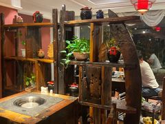 -大匠工房古船木艺术餐厅·猪肚鸡专门店(长白仙岛店)