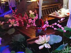 -韵秋荷(宝山龙湖天街店)