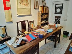 -邊城書店