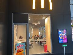-麦当劳(轻轨曹杨路店)