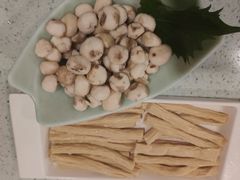 -烹然四季椰子鸡火锅(团结湖总店)