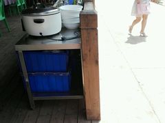 -临高吉海土窑海鲜(琼山店)