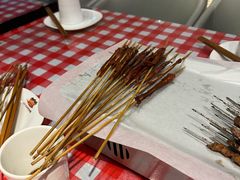 -三个大叔烤羊肉串·歌手驻唱·碳烤鲜肉(西三旗店)