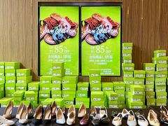 -广州周大福金融中心