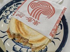 -秦香陕西食府(华贸天地店)
