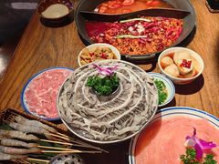 -萍姐火锅·公路夜市(武汉首店)