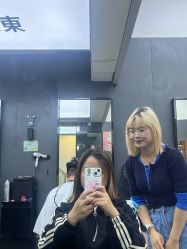 -藤野造型专业烫染接发