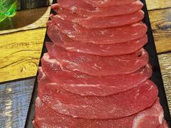 -虾弄弄海派小龙虾·牛羊蝎子火锅