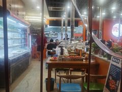 -哈尔滨小酒馆·鲜肉现穿自助烧烤(康新花园店)