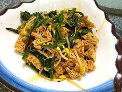 菠菜豆芽拌面筋-新疆红柳花餐厅(新洲店)