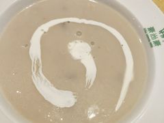 奶油蘑菇汤-莫斯科西餐厅