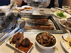 -爱客得牛排海鲜烤肉·火锅自助(春熙路黑金好店)