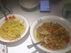 -费大厨辣椒炒肉(高铁吾悦广场店)
