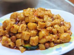 -胡子饮食店