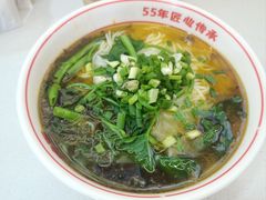 -叶伟胡辣壳面(两路口店)
