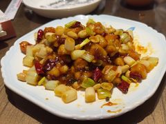 -东口码头·烧鸽子·鱼头泡饼·地方菜(金鹰悦城店)