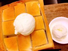 蜂蜜厚多士-小资太太餐厅(南岗区店)