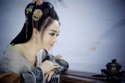 6153-九月鹰飞汉服摄影工作室