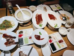 酥香嫩烤鸭-四季民福烤鸭店(西单华威约饭街店)