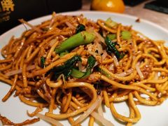 -沪小胖小龙虾(淮海中路旗舰店)