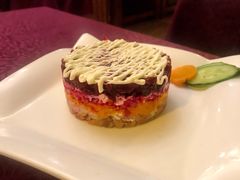 奥里亚沙拉-92°C俄式厨房(中央大街店)