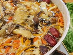 -小厨子私房菜·云南美食店