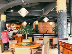 -盐帮食坊•小河帮川菜(四川师大店)