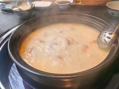 -大匠工房古船木艺术餐厅·猪肚鸡专门店(长白仙岛店)