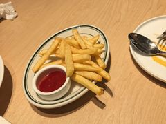 -菲滋意式餐厅(富阳东方茂店)