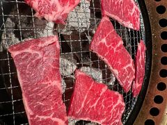 -蚂蚁洞·烤肉大营地(上海静安大悦城店)