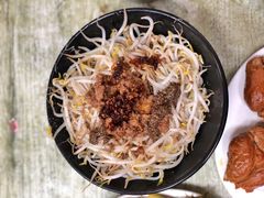 麻辣豆芽-晓军麻辣面馆