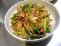 -龙巢盱眙龙虾·牛蛙·烧烤宵夜(八卦岭店)