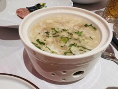 -醉辉皇上海之巅(上海中心大厦店)