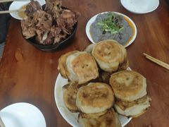-宝瑞门钉肉饼店