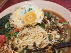 -方铲铲·成都板凳面(滨江银泰店)