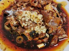拌剔骨肉-温记府廟豆汤饭·始于1955年(海椒店)