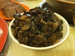 -洞庭洲·防空洞火锅·烧烤·铜锅涮肉(新百广场店)