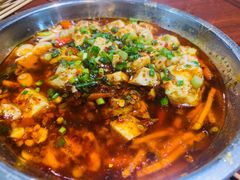 -764厂烧烤总店