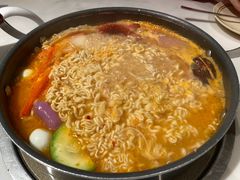 部队火锅-七八冷面·延边朝鲜族美食(圣熙八号店)