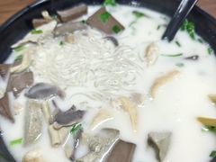 -津津老鸭粉丝馆(正东路店)