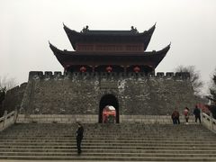 -巴陵广场