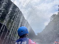 -重庆神龙峡漂流