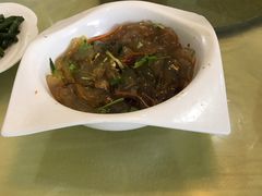 -雪乡人家东北菜·铁锅炖一切(高斯路店)